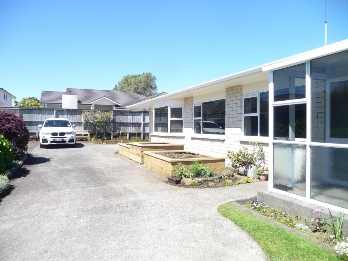 Warm & Welcome On Whiteley New Plymouth Exteriör bild