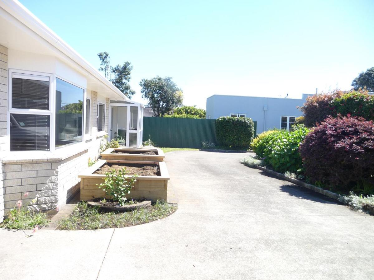 Warm & Welcome On Whiteley New Plymouth Exteriör bild